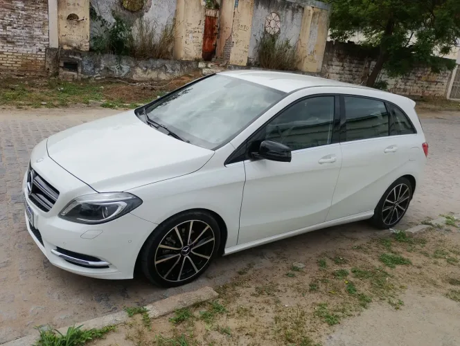 Mercedes-Benz Classe B 200 CGI 1.6 TB/flex Aut. 2013