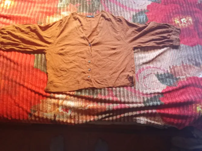 Blusa marrom