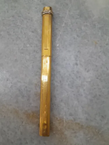 Caneta CARTIER com anel TRINITY alto relevo