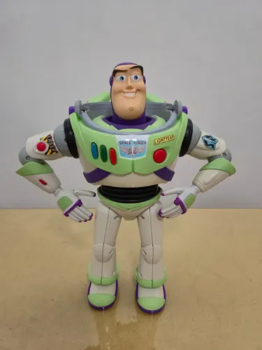 Buzz Lightyear (Toy Story) - Disney/Pixar
