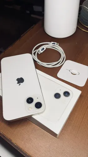 iPhone 13 Branco - 128 GB