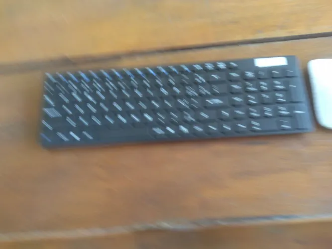 Teclado com mouse, sem fios 