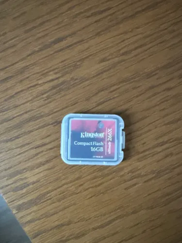 Cartão de memória Compact Flash 16gb
