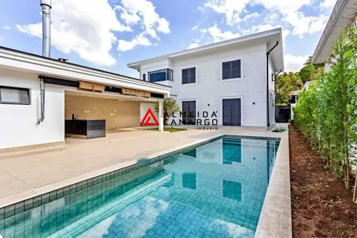 Casa de Condomínio Jardim Guedala Nova Reformada 4 Suítes Piscina Rua Fechada 691m²