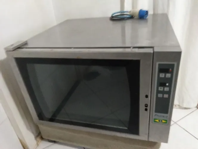 Forno combinado indústrial 220 trifásico