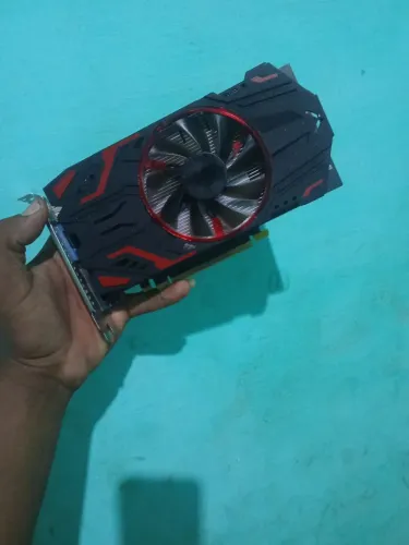 Placa de vídeo GTX 550Ti 4GD5