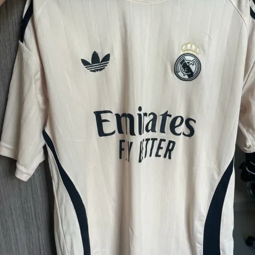 Camisa Real Madrid
