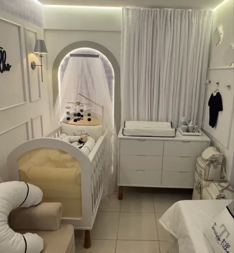 Berço/ Cômoda/ Arco em MDF