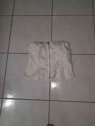 Corselet off