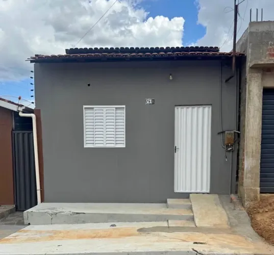 Lv vendo casa sem garagem no Canivete