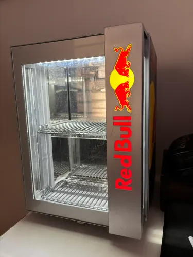 FRIGOBAR RED BULL EXCLUSIVO