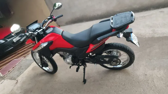Vendo Ou troco por Titan