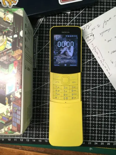Celular Nokia 8110 4G ORIGINAL