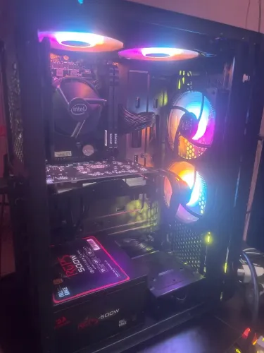 PC Gamer Intel i3 10ª Gen + GTX 1050 Ti 4GB | 16GB RAM | SSD | Gabinete RGB