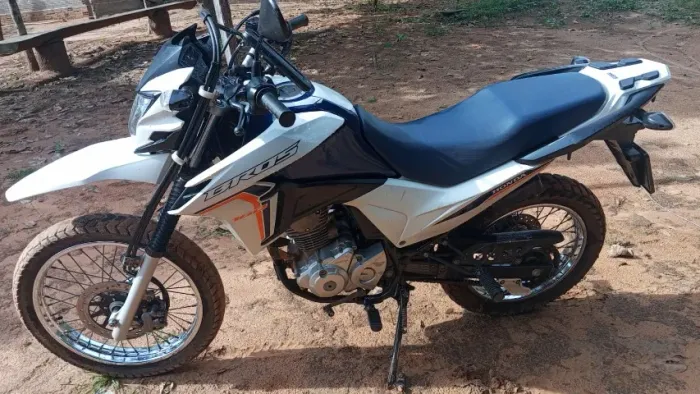 Bros 2024 modelo premium