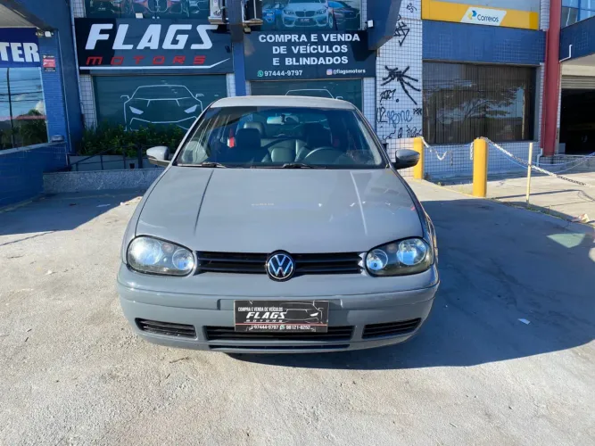 Volkswagen Golf 2.0/2.0 T. Flex Mec.(black & Silv) 2003