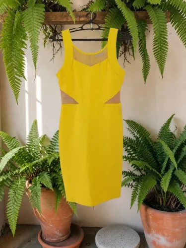 Vestido Amarelo Curto