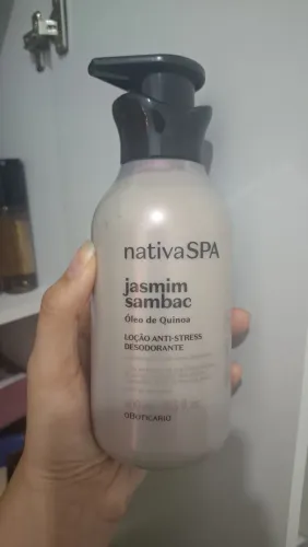 Hidratante Jasmim Sambac oboticario 