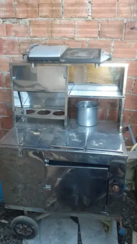 Carrinho de hot dog mais uma chapa elétrica 