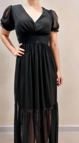Vestido longo de festa preto