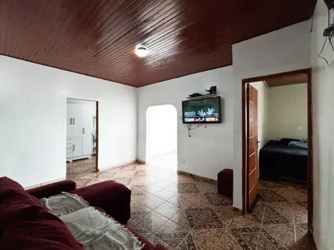 Oportunidade! Casa 4 Quartos sendo 3 Suítes no Conjunto Manoa / 100% Documentada