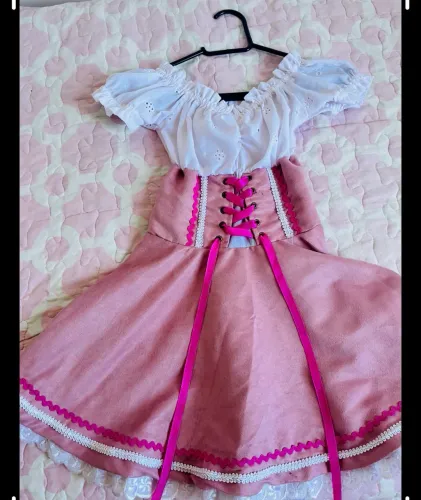 Traje típico infantil Oktoberfest 4/6