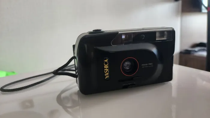 Camera Analógica Yashica MD 135 AE