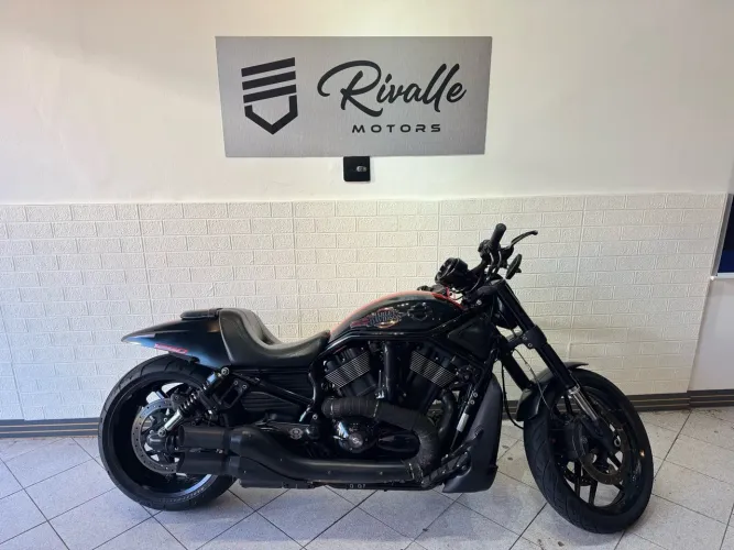 HARLEY DAVIDSON NIGHT ROAD SPECIAL