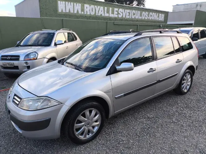 Renault Megane Grand Tour Dynam. Hi-flex 1.6 16V 2013