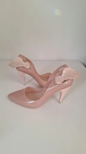 Scarpin Melissa incrível coleção!