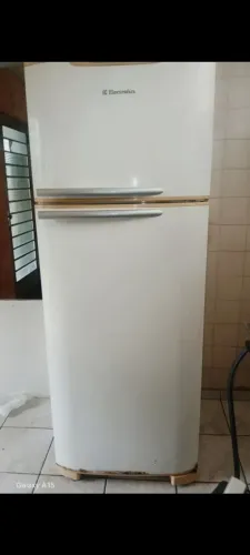 Gelad. Electrolux frost free 420L oferta hj só $ 550