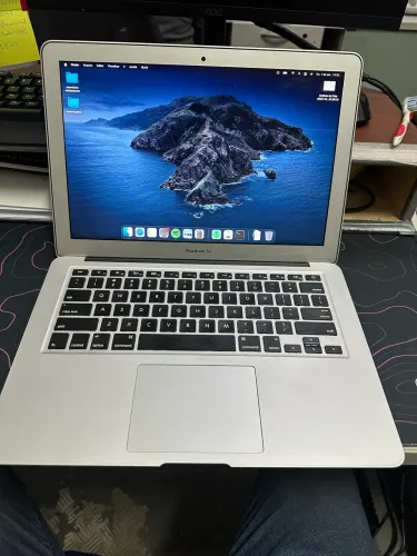 MacBook Air EM PERFEITAS CONDIÇÕES