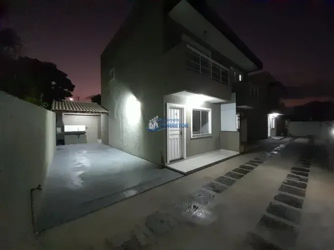CASA 2 SUÍTES PRÓXIMA À PRAIA