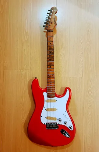 Guitarra Stratocaster Giannini StratoSonic Anos 80 - Corpo em Cedro