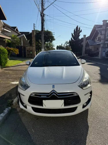 Citroen DS5 1.6 Turbo 16V 5P Aut. 2014