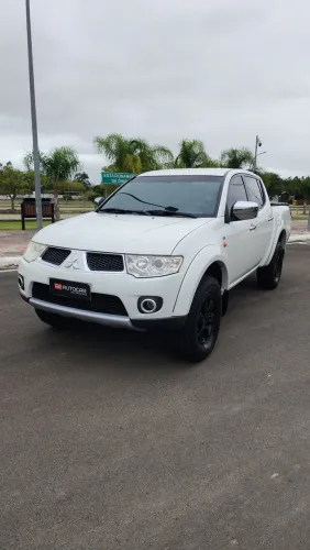 Mitsubishi L200 Triton HPE 3.5 CD V6 24V Flex Aut. 2013