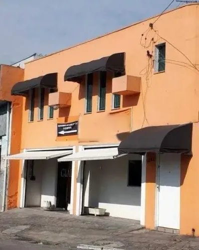 Casa em Vila Alpina com 200.00 m² , 3 quarto(s) , 4 vaga(s).