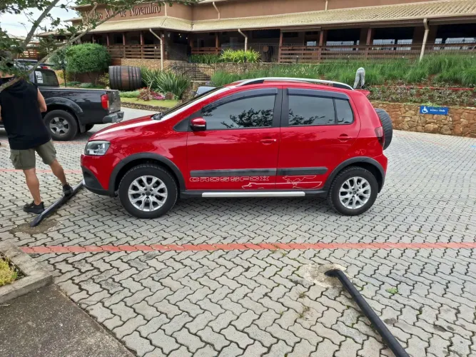 Volkswagen Crossfox 1.6 MI Total Flex 8V 5P 2013