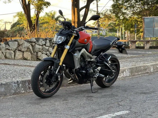 MT 09 2015 33.000 km