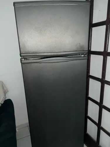 Vendo geladeira cônsul
