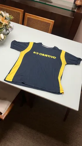 Camiseta Uniforme Colégio Objetivo - Tamanho P