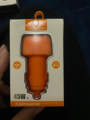 Carregador de celular para carro