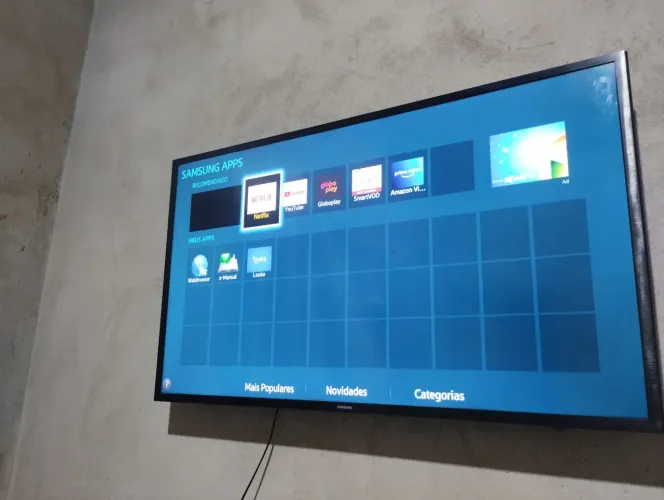 SMARTV SAMSUNG 43 POLEGADAS R$ 800,00