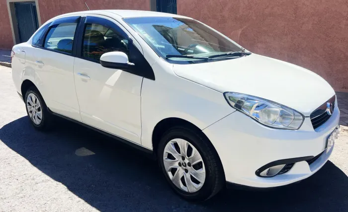 Fiat Grand Siena Attrac. 1.4 EVO F.flex 8V 2015
