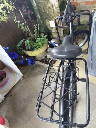 Bicicleta cargueira bom estado