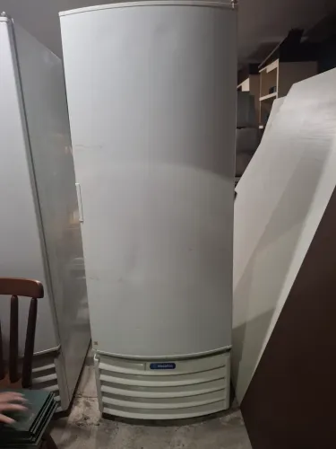 Freezer vertical 220 V