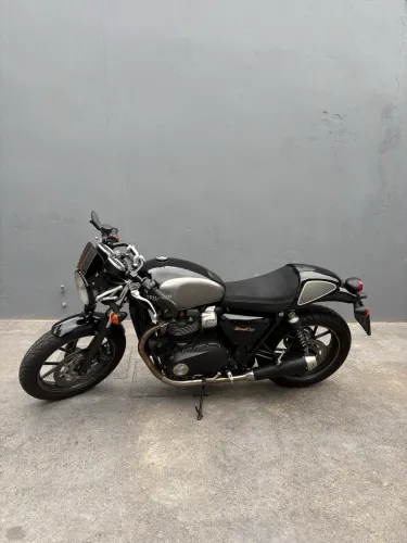 Triumph Street Cup 900cc - Linda moto