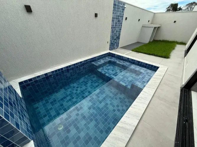 OPORTUNIDADE CONDOMINIO PASSAREDO COM 3 SUITES, CASA TÉRREA