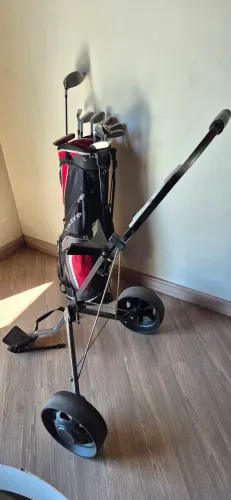 Carrinho de golfe manual