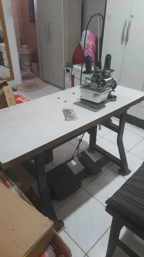 Chinesinha semi industrial ela é mais robusta mais rápida costura perfeitamente garantido 